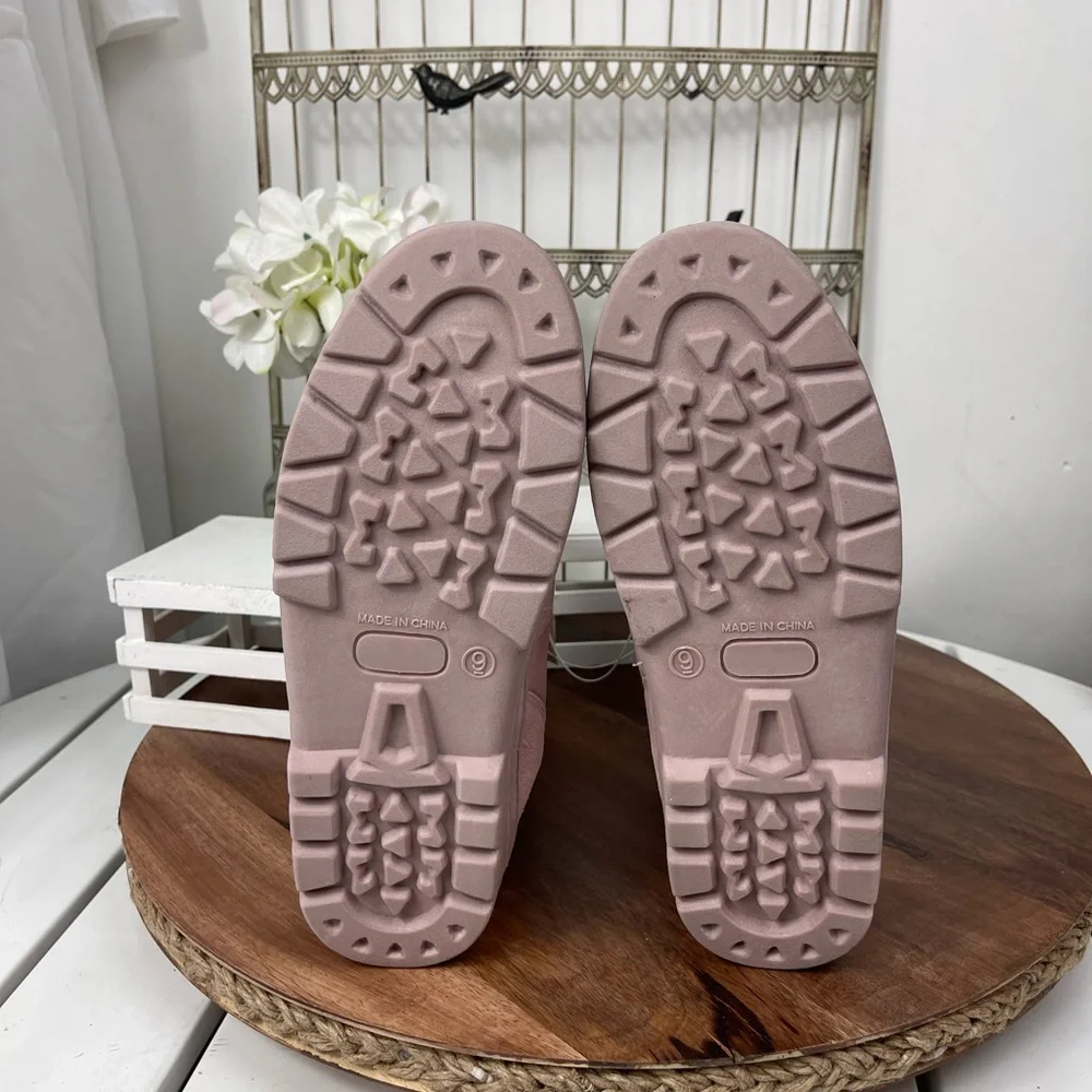 Xhilaration Electra Womens Pink Boots Size 9. - Picture 4 of 6